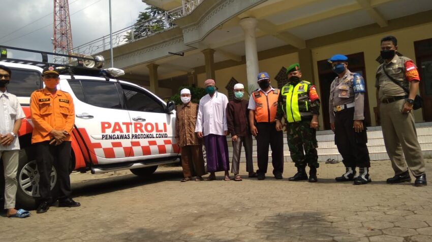 ldiijember-tim-covid1