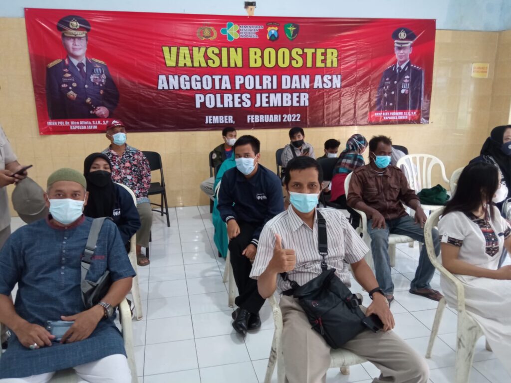 ldiijember-vaksinasi-booster-polres2