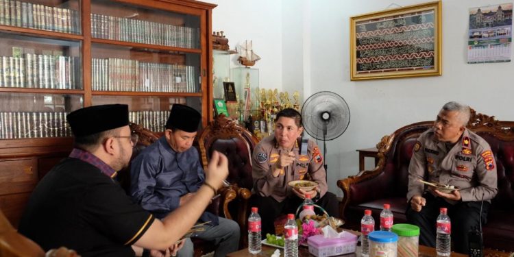 ldiijember-kapolresta-solo-bahas