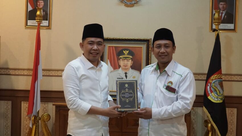 ldiijember-bupati-gusfawait-audiensi1