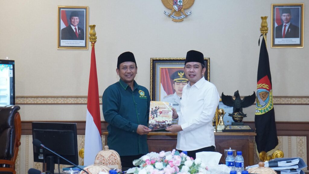 ldiijember-bupati-gus-fawaid-audienai1