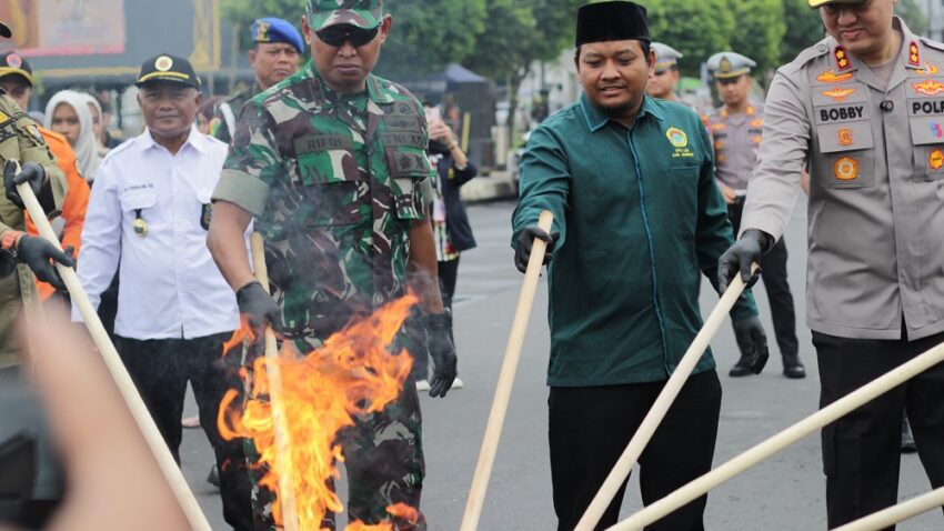 ldiijember-pemusnahanBB-polres-jember-2602262