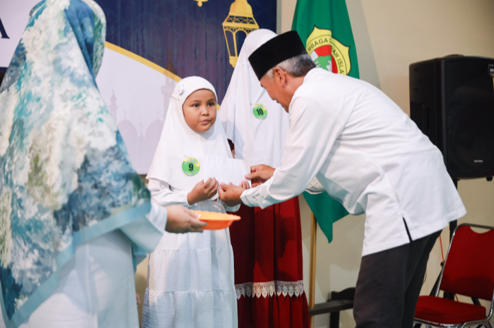 ldiijember-santunan-yatim1