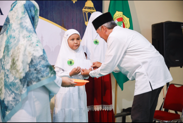 ldiijember-santunan-yatim1
